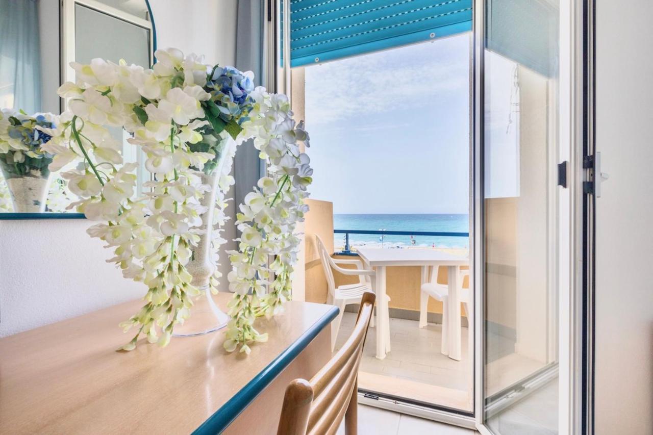 Hotel Stella Marina มารินา ดิ เชชินา ภายนอก รูปภาพ