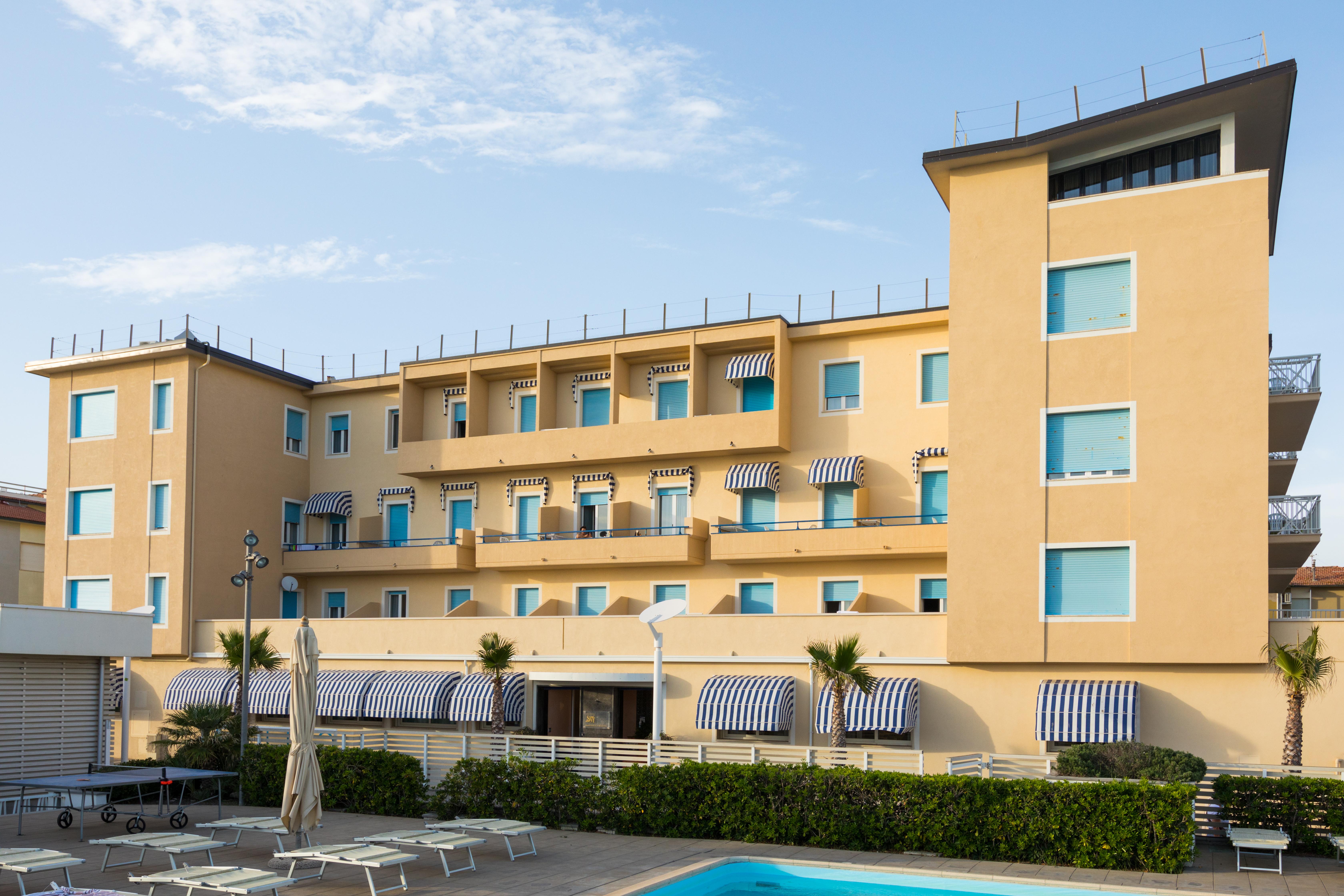 Hotel Stella Marina มารินา ดิ เชชินา ภายนอก รูปภาพ