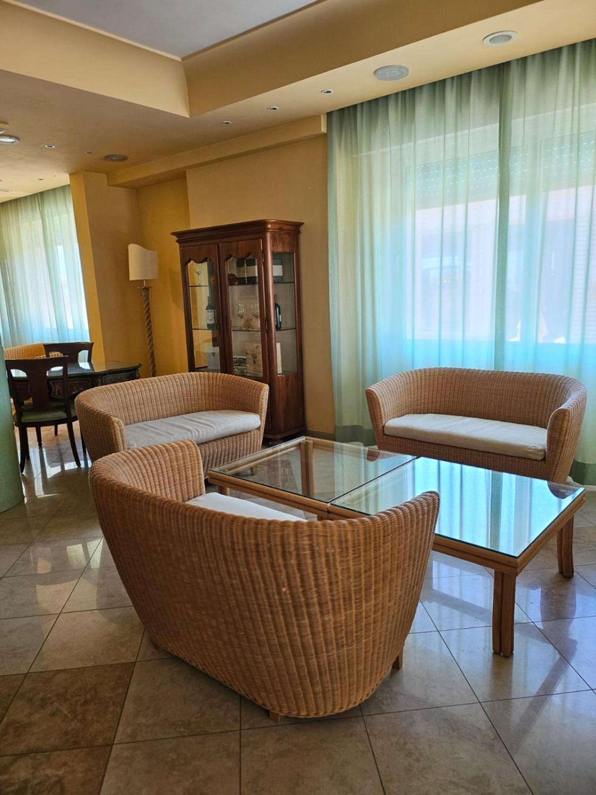 Hotel Stella Marina มารินา ดิ เชชินา ภายนอก รูปภาพ